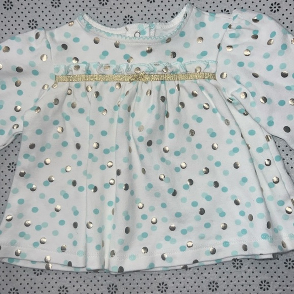 🛍CUTE LITTLE GIRLS TOP SIZE 9 MONTHS 🛍